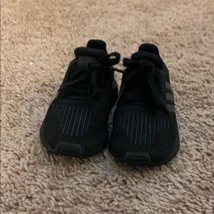 Toddler Black Adidas Size 5
